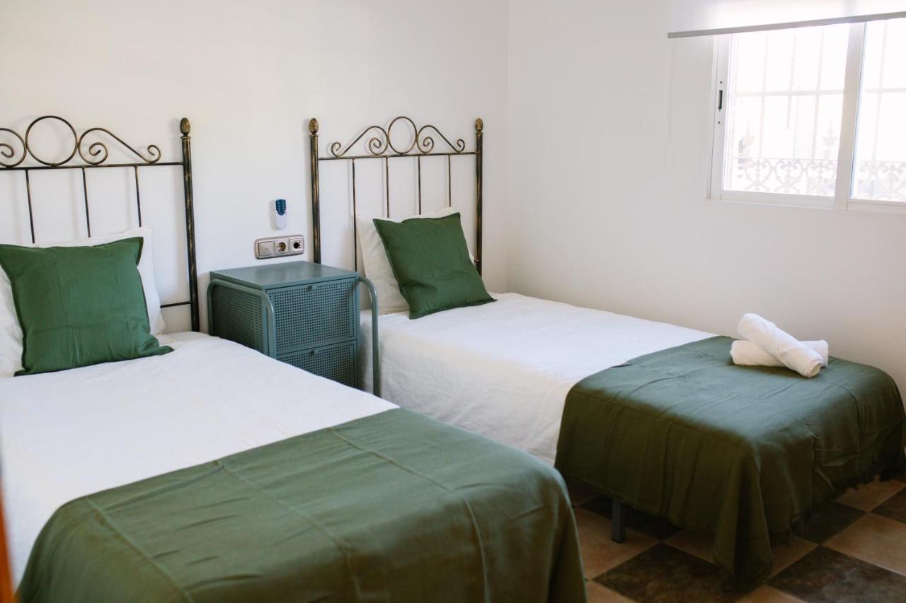 Gasthaus Casa Luxury "El Olivo De Cordoba" Con Jacuzzi Y Parking Privado Exterior foto